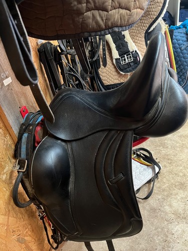Sattel zoll aus leder mit - sattel,
