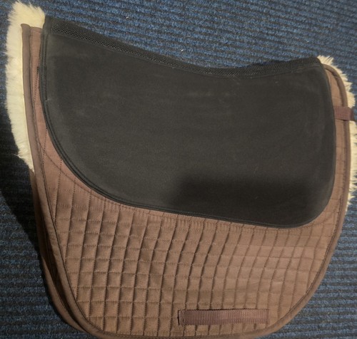 Schabracke sattelunterlage aus - schabracke/sattelunterlage,