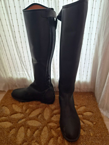 Schwarze leder reitstiefel - schwarze,